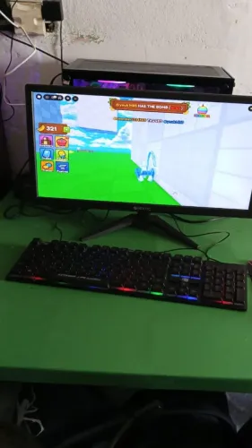 Vende-se pc game ou troca em iPhone