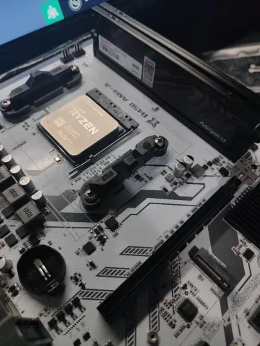 KIT AMD RYZEN 5 5600 - 16GB 3200MHZ