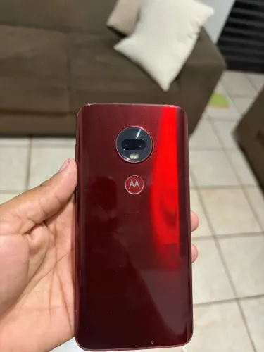 Smartphone Motorola Moto G7 Plus usado