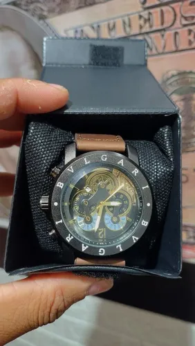 Relógio Bvlgari pulseira de couro