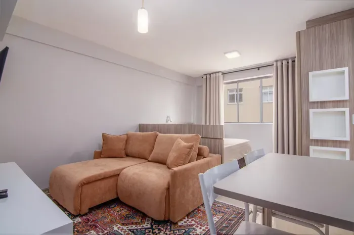 Aluguel - Kitnet/Studio 25m² - Todo Mobiliado e Decorado - Bairro Alto da Glória