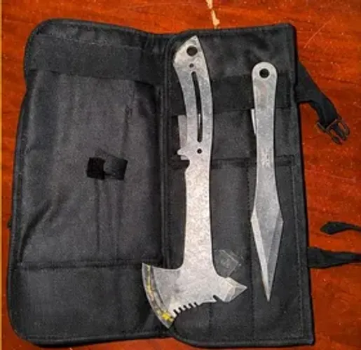 Kit tático de Camping, Arremesso e Sobrevivência. Contendo 3x Facas/Adagas e 3x Machados