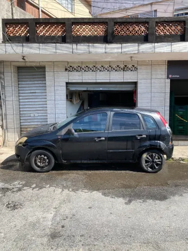 Ford Fiesta Class 1.6 8V 98cv 5P 2004