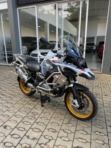 R1250 Adventure Trophy