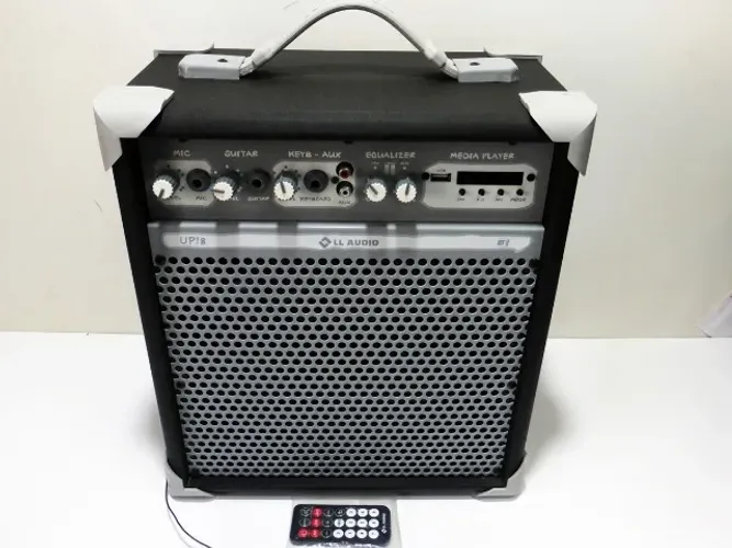 caixa amplificada ll audio up!8