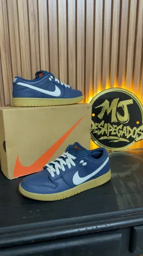 NIKE SB DUNK