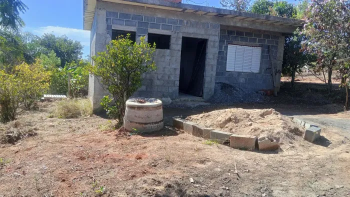 Terreno com casa