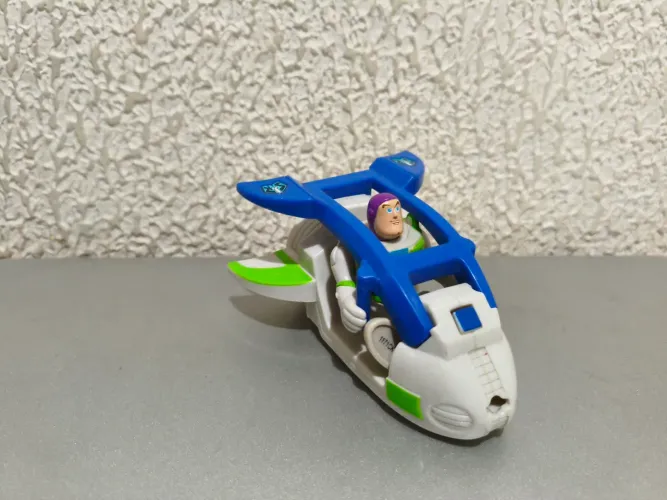Imaginext Buzz Lightyear com nave 