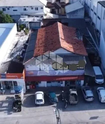 PRÉDIO COMERCIAL A 100 METROS DA PRAIA DA CACHOEIRA DO BOM JESUS IDEAL PARA CONSTRUIR PRED