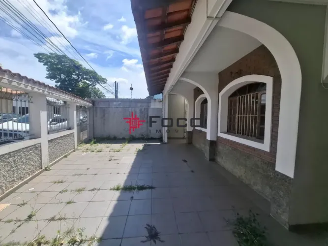 Comercial/Sobrado Comercial - Bairro Santana - 296m² Construção - São José dos Campos
