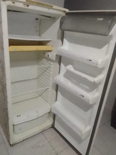 Geladeira usado excelente bem conservado