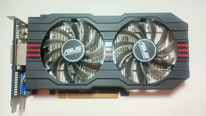 Placa de Vídeo NVIDIA ASUS GTX 750 Ti 2GB GDDR5 - Ótima p/ Jogos em 1080p