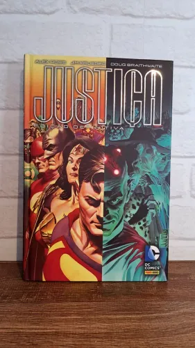 HQ Justiça: Edição Definitiva - Alex Ross / DC Comics (Panini / Capa Dura)