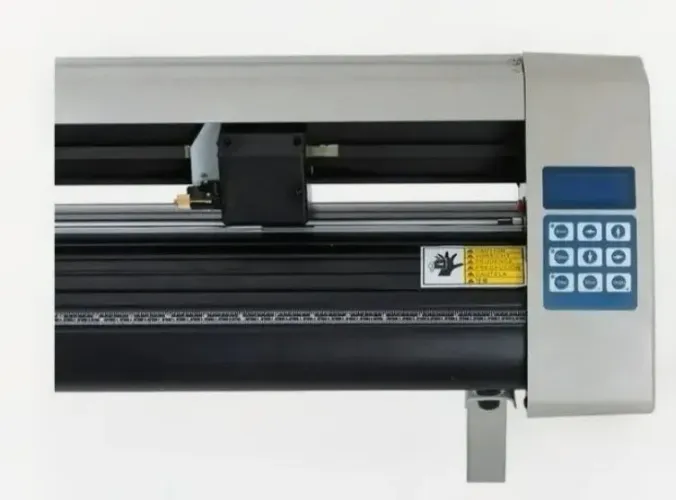 Plotter de recorte 1,35m de boca Kelter
