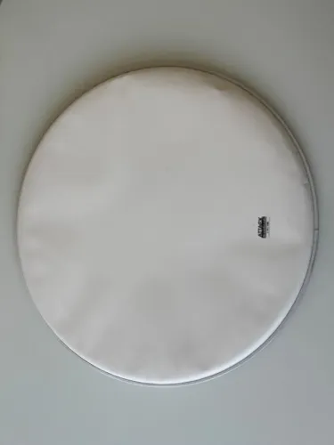 Pele de Bumbo Attack Drumheads 2-ply Thin Skin Coated 24