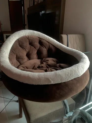 Cama pet pouca usada 
