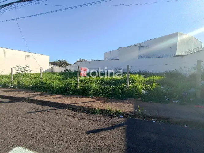 Terreno Comercial à Venda em Uberlândia/MG (Daniel Fonseca)