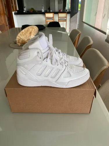 Tênis Adidas MidCity - Original