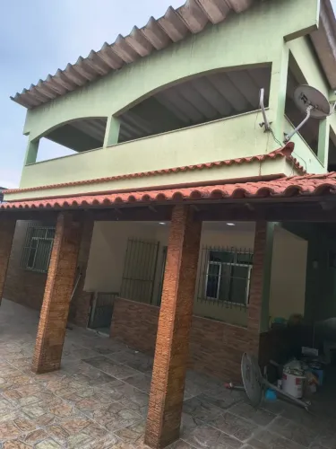 Alugo uma casa Independente