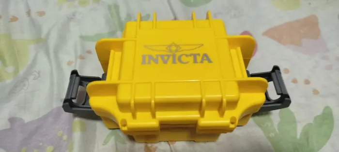 Caixa relogio invictus vazia