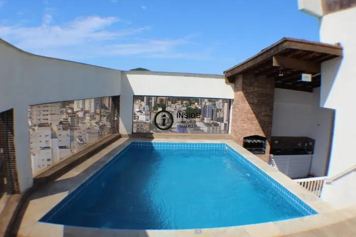 Cobertura com vista mar a venda ou locação anual