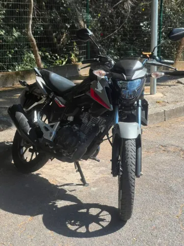 CG Titan 160 edição especial 40 anos