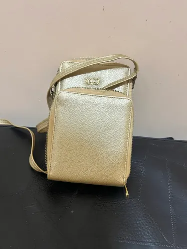 Bolsa dourada