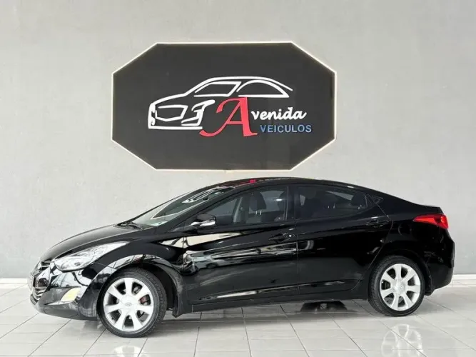 Hyundai Elantra GLS 1.8 16V Aut. 2012