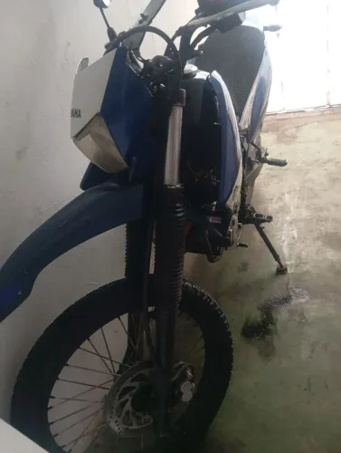 Fazer 250 cilidrada