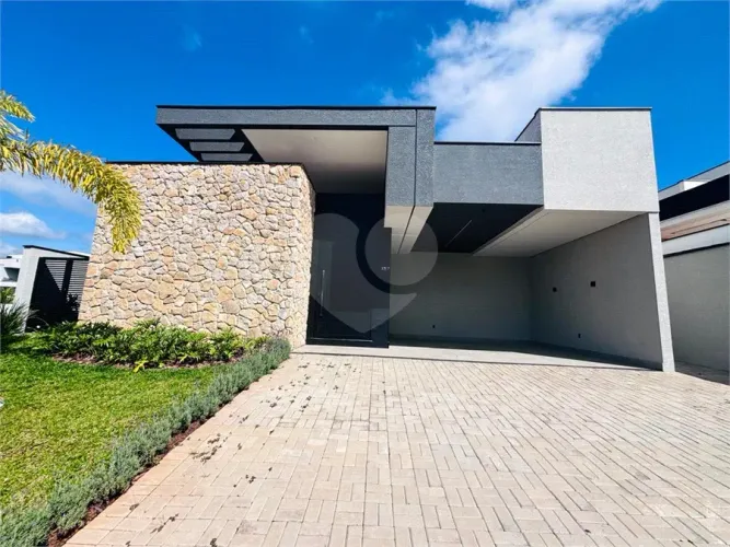 Casa à venda com 3 quartos no condomínio Alphaville Nova Esplanada 4