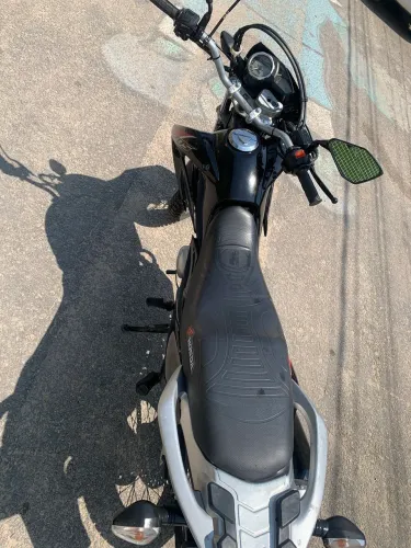 Vendo bros 150 ano 2014. $13,300.