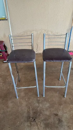 Banqueta pra reformar 100,00 as duas