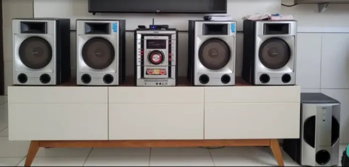 Sony GNX100 - em bom estado