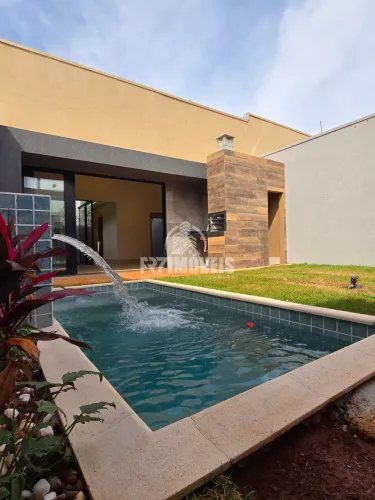 CASA COM PISCINA E ÁREA GOURMET NO JARDIM BALNEÁRIO MEIA PONTE  GOIÂNIA  GO