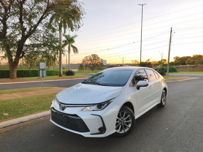Toyota Corolla GLI 2.0 16V Flex Aut. 2025