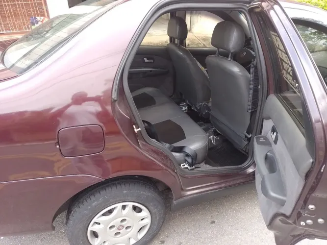 Fiat Siena ELX 1.0 MPI Fire/fire Flex 8V 4P 2005