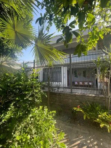VENDA SÃO FRANCISCO NITERÓI CASA DUPLEX VARANDÃO 5 QUARTOS 2 SUÍTES 3 VAGAS LAZER COM PISC