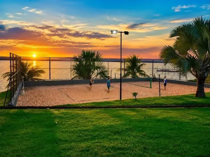 Lote em Condomínio Porto Leman com Vista e Poço Artesiano