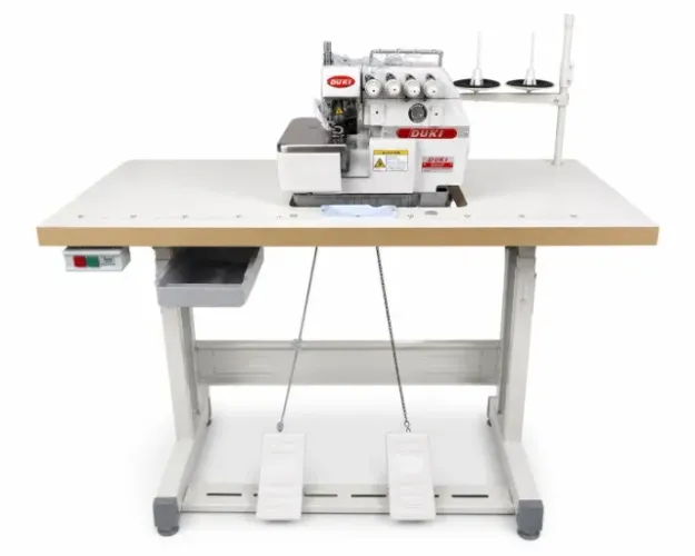 Maquina de Costura Overlock
