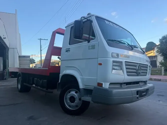 VW 8.120 2011 - Plataforma 5,50 m