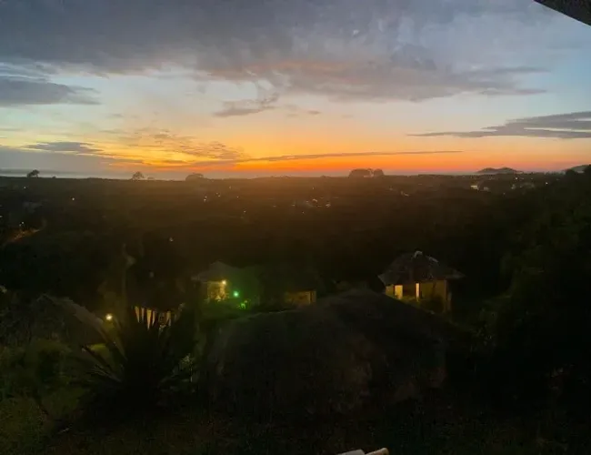 Casa 2 Quartos + Área Escritório Condomínio Privado com Piscina Porto da Lagoa