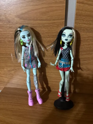 Duas Frankie - Monster High
