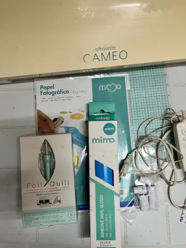 Silhouette Cameo 3 - Máquina de Recorte Eletrônica