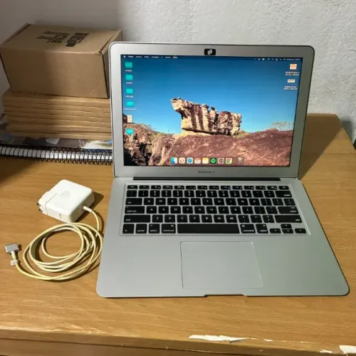 Macbook Air 2017 8gb/128gb conservado
