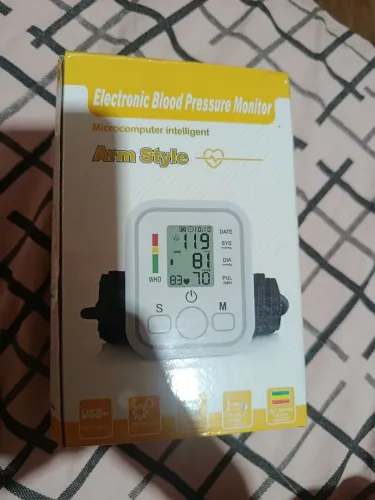Aparelho de Pressão Digital de Braço, Esfigmomanômetro - NOVO / NUNCA USADO