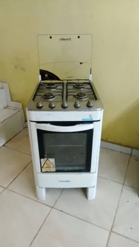 Fogão 4 bocas usado