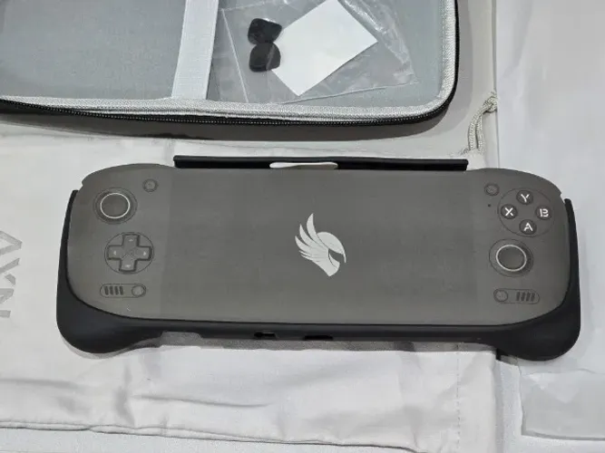 Odin 2 Portal Case + grip oficial preta