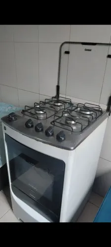 Vende-se fogão 4 bocas em bom estado