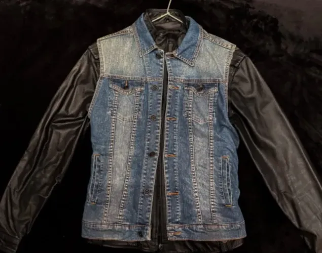 Jaqueta de Couro + Colete Jeans