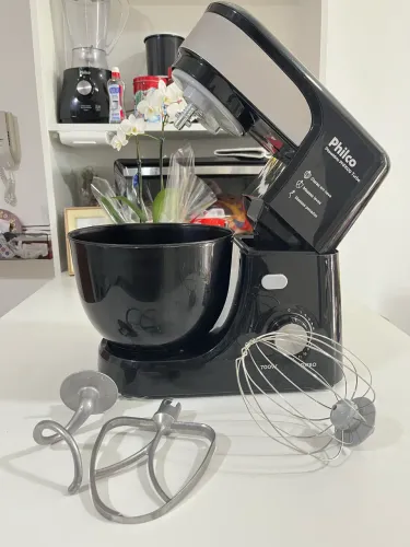 Batedeira planetaria philco 4,5L 700w